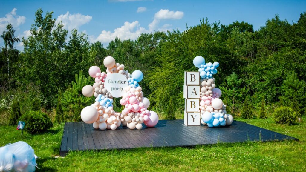 baby shower balloon arch