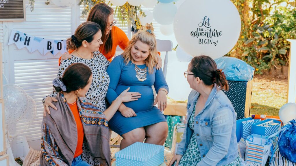 baby shower outfit ideas