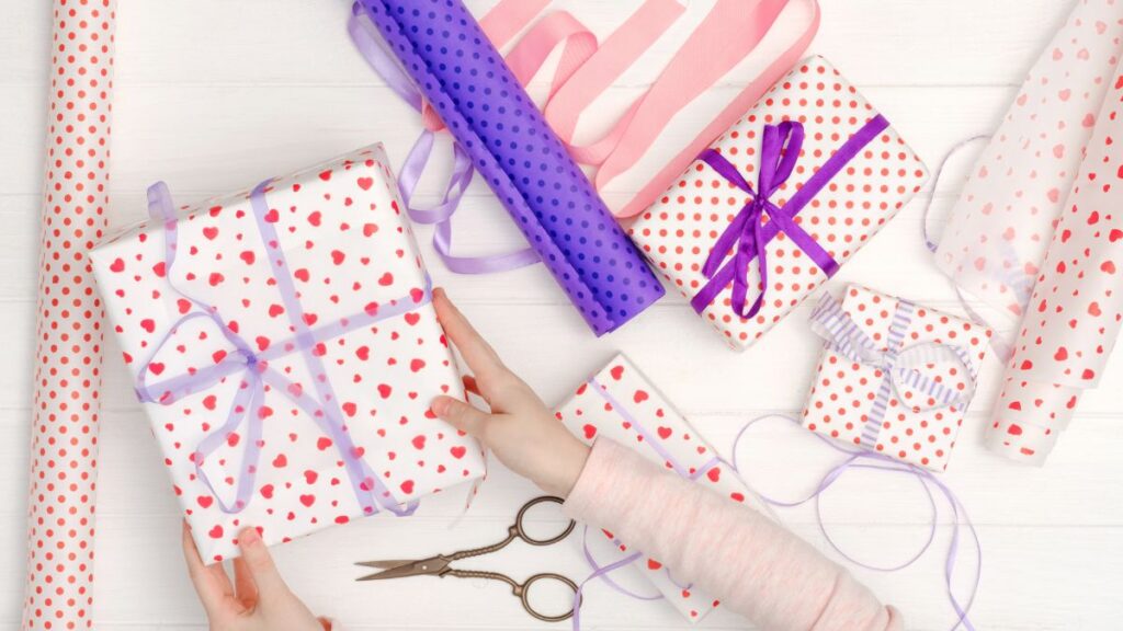 baby shower wrapping paper