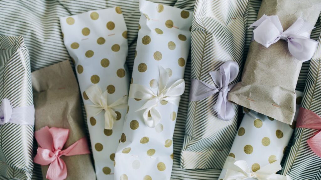 baby shower wrapping paper